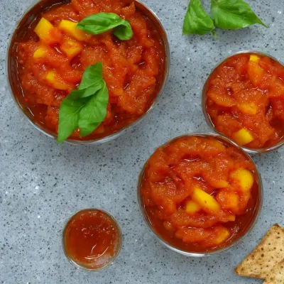 Tomatchutney med ingefær og mango