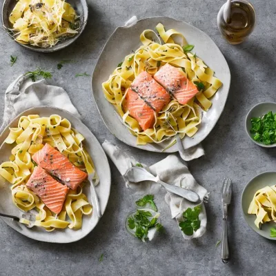 Tagliatelle med laks
