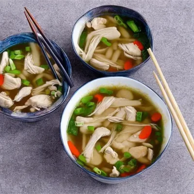 Kinesisk kyllingesuppe