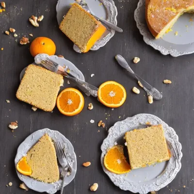 Klassens time-kage med appelsin og nødder