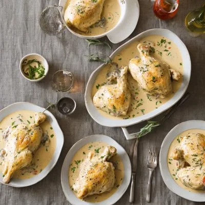Poussiner i flødesauce
